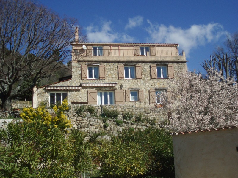 Maison à vendre en PACA Var BARGEMON Une bastide en pierre